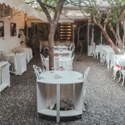 Buyukada Restoran Secret Garden