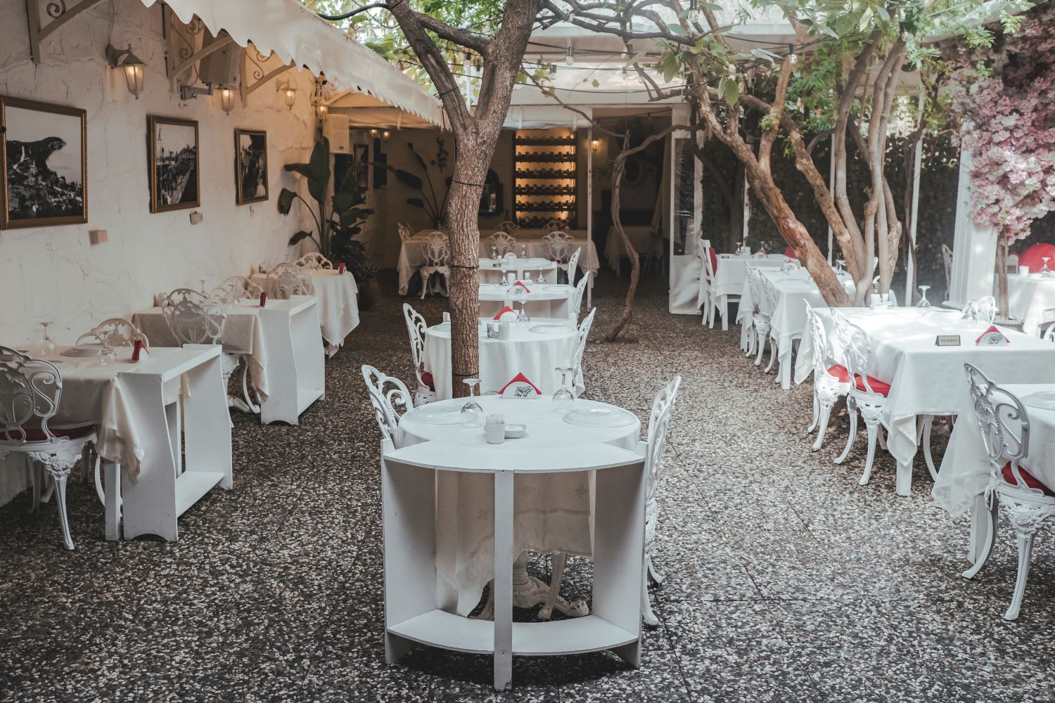 Buyukada Restoran Secret Garden