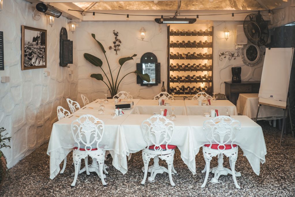 Buyukada Restoran Toplanti 3
